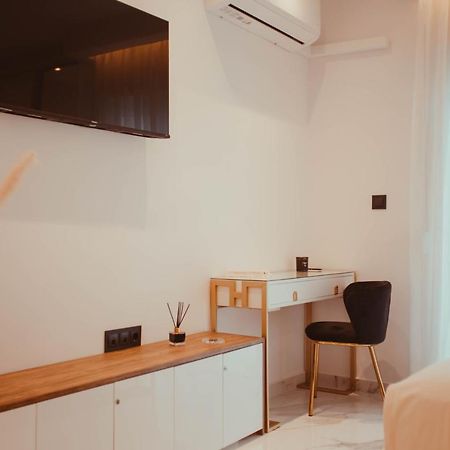 Aelia - Luxury Central Suite Alexandroúpoli Eksteriør bilde
