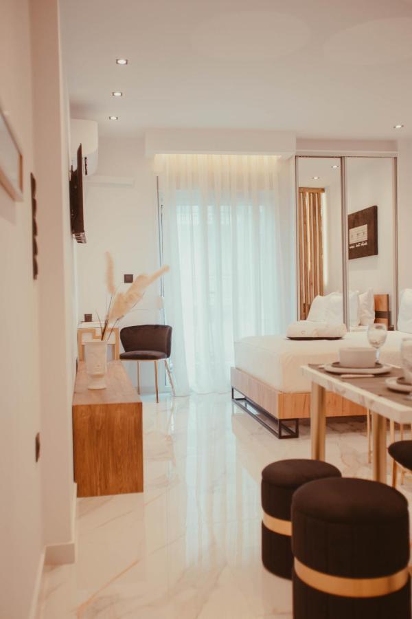 Aelia - Luxury Central Suite Alexandroúpoli Eksteriør bilde